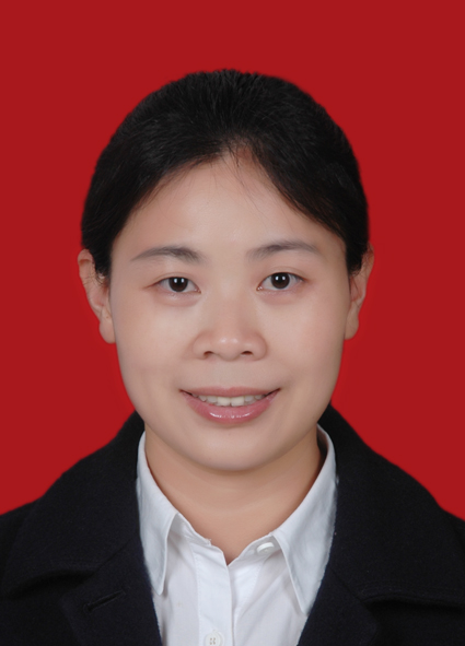 黄爱英,女,汉族,1982年3月生,湖南湘潭人,中共党员,法学博士,副教授